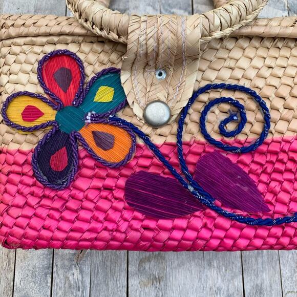 Woven Floral embroidered bag - Picture 7 of 10